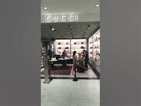 gucci corner stuttgart photos